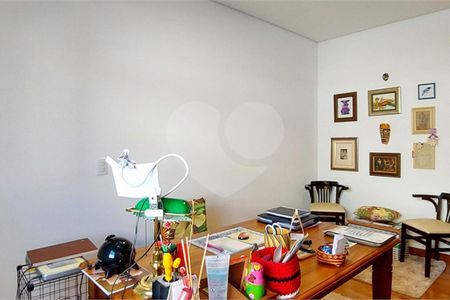 Casa à venda com 483m², 4 quartos e 4 vagas