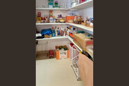 Casa à venda com 483m², 4 quartos e 4 vagas