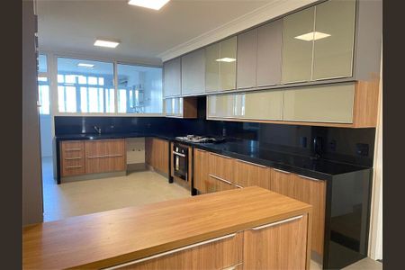 Apartamento à venda com 4 quartos, 296m² em Santo Amaro, São Paulo