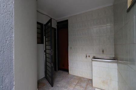 Apartamento para alugar com 70m², 2 quartos e 1 vagaÁrea de Serviço
