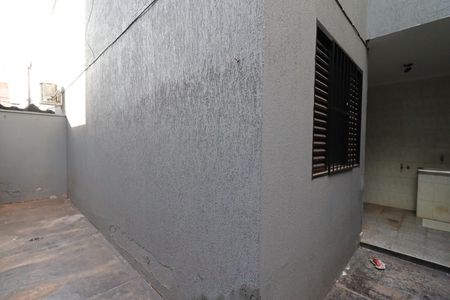 Apartamento para alugar com 70m², 2 quartos e 1 vagaÁrea de Serviço