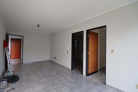 Apartamento para alugar com 70m², 2 quartos e 1 vagaSala