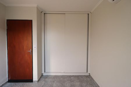 Apartamento para alugar com 70m², 2 quartos e 1 vagaSuíte