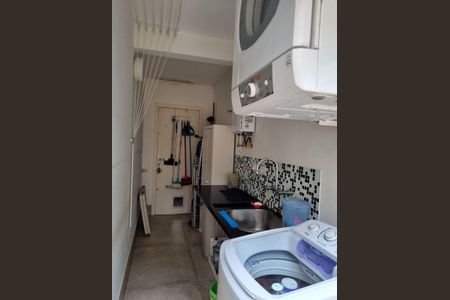 Casa à venda com 163m², 3 quartos e 2 vagasLavanderia