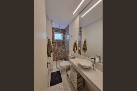 Banheiro Social de casa à venda com 3 quartos, 163m² em Pompeia, São Paulo