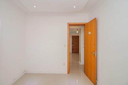 Apartamento para alugar com 133m², 3 quartos e 2 vagas Apartamento para alugar com 133m², 3 quartos e 2 vagasQuarto 2