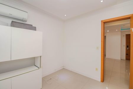 Apartamento para alugar com 133m², 3 quartos e 2 vagas Apartamento para alugar com 133m², 3 quartos e 2 vagasQuarto 2