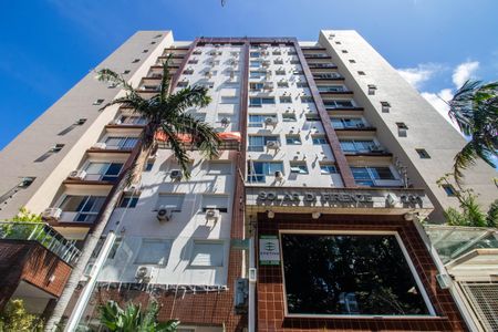 Apartamento para alugar com 133m², 3 quartos e 2 vagas Apartamento para alugar com 133m², 3 quartos e 2 vagasFachada