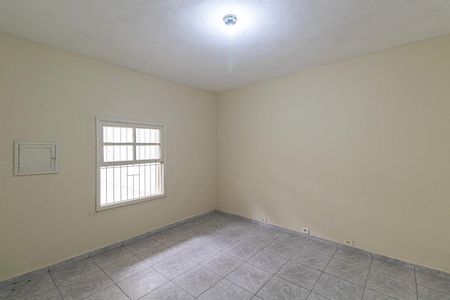 Casa para alugar com 140m², 1 quarto e sem vagaQuarto
