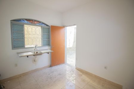 Sala/Cozinha de casa para alugar com 1 quarto, 40m² em Arvoredo, Contagem