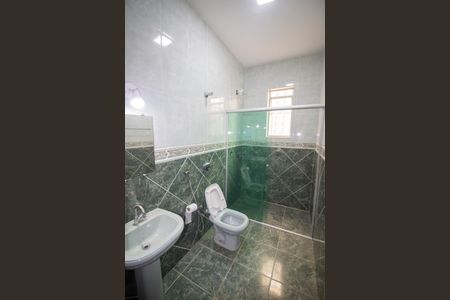 Banheiro Social de casa para alugar com 1 quarto, 40m² em Arvoredo, Contagem