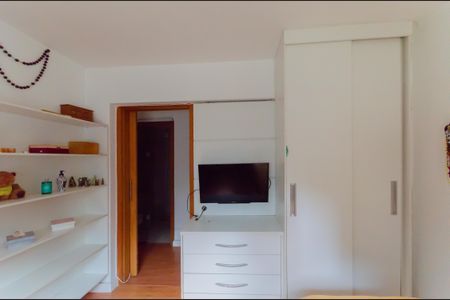 Apartamento à venda com 108m², 3 quartos e 2 vagasQuarto 2