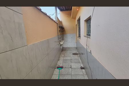 Casa de condomínio à venda com 120m², 3 quartos e 1 vagaÁrea de Serviço
