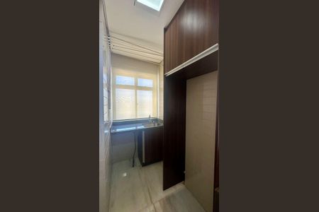 Apartamento à venda com 78m², 2 quartos e 2 vagas Apartamento à venda com 78m², 2 quartos e 2 vagasÁrea de serviço
