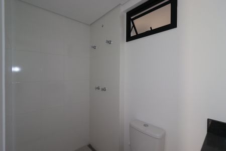 Apartamento à venda com 64m², 2 quartos e 2 vagasBanheiro Social