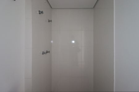 Apartamento à venda com 64m², 2 quartos e 2 vagasBanheiro da Suíte