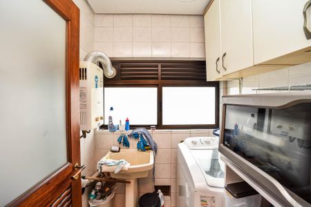 Apartamento à venda com 129m², 2 quartos e 2 vagas Apartamento à venda com 129m², 2 quartos e 2 vagasÁrea de Serviço