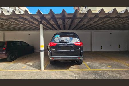 Apartamento à venda com 129m², 2 quartos e 2 vagas Apartamento à venda com 129m², 2 quartos e 2 vagasGaragem