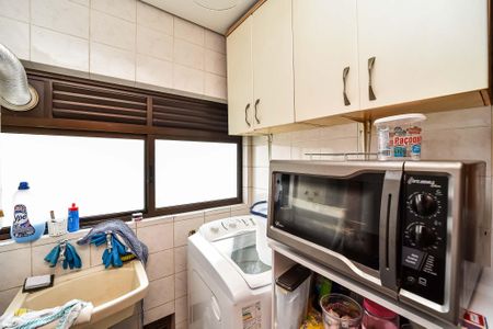 Apartamento à venda com 129m², 2 quartos e 2 vagas Apartamento à venda com 129m², 2 quartos e 2 vagasÁrea de Serviço