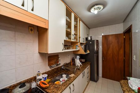 Apartamento à venda com 129m², 2 quartos e 2 vagas Apartamento à venda com 129m², 2 quartos e 2 vagasCozinha