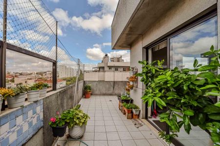 Apartamento à venda com 129m², 2 quartos e 2 vagas Apartamento à venda com 129m², 2 quartos e 2 vagasTerraço
