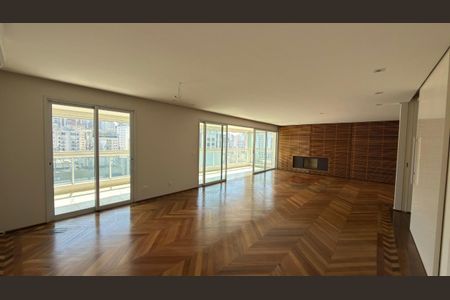 Apartamento à venda com 230m², 4 quartos e 4 vagas Apartamento à venda com 230m², 4 quartos e 4 vagasFoto 03