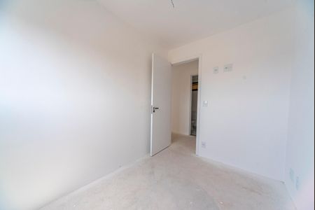 Apartamento à venda com 65m², 3 quartos e 2 vagasQuarto 2