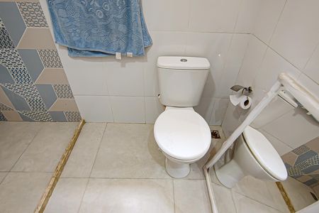 Casa à venda com 150m², 3 quartos e 2 vagasBanheiro da Suíte 1