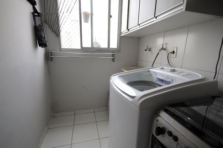 Apartamento à venda com 48m², 2 quartos e 1 vagaCozinha e Área de Serviço