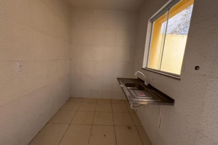 Casa para alugar com 71m², 2 quartos e 2 vagasCozinha