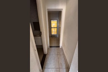 Corredor de casa para alugar com 2 quartos, 71m² em Engenho do Porto, Duque de Caxias