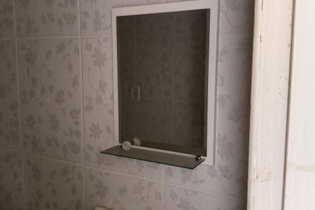 Casa para alugar com 71m², 2 quartos e 2 vagasBanheiro 1