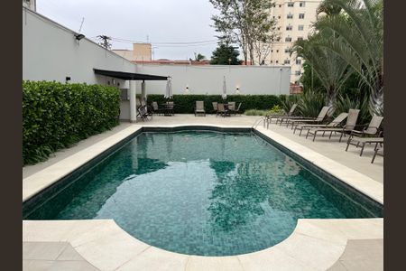 Apartamento à venda com 100m², 2 quartos e 2 vagasÁrea comum - Piscina
