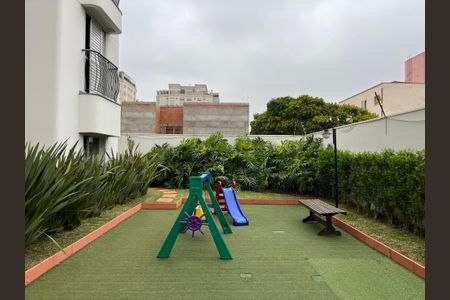 Apartamento à venda com 100m², 2 quartos e 2 vagasÁrea comum - Playground