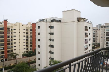 Apartamento à venda com 100m², 2 quartos e 2 vagasVaranda
