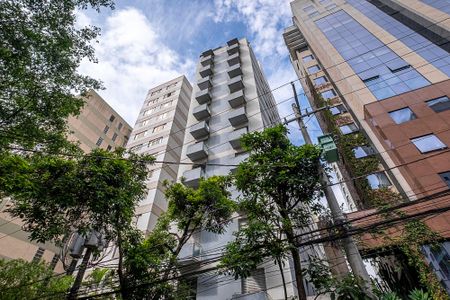 Apartamento para alugar com 70m², 2 quartos e 1 vagaFachada