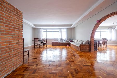 Apartamento para alugar com 70m², 2 quartos e 1 vagaÁrea comum