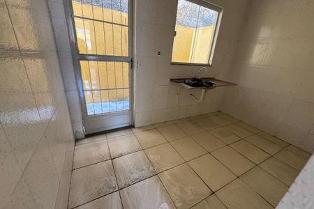 Casa para alugar com 71m², 2 quartos e 2 vagasCozinha