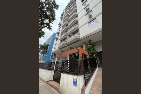 Apartamento para alugar com 120m², 3 quartos e 1 vaga Apartamento para alugar com 120m², 3 quartos e 1 vagaFachada
