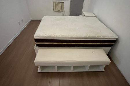 Apartamento para alugar com 120m², 3 quartos e 1 vaga Apartamento para alugar com 120m², 3 quartos e 1 vagaQuarto