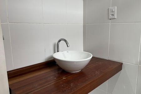 Apartamento para alugar com 120m², 3 quartos e 1 vaga Apartamento para alugar com 120m², 3 quartos e 1 vagaBanheiro da Suíte