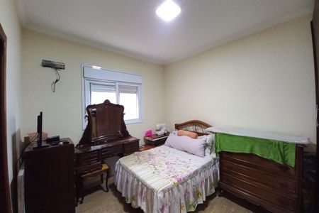 Casa de condomínio para alugar com 323m², 4 quartos e 4 vagasSuíte 1