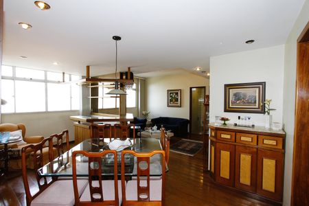 Sala de apartamento à venda com 4 quartos, 140m² em Gutierrez, Belo Horizonte