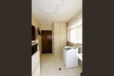 Apartamento à venda com 140m², 4 quartos e 2 vagasÁrea de Serviço