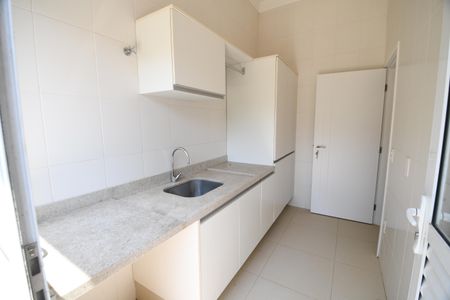 Casa de condomínio à venda com 156m², 2 quartos e 4 vagasÁrea de Serviço