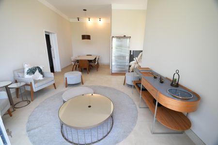 Casa de condomínio à venda com 156m², 2 quartos e 4 vagasSala