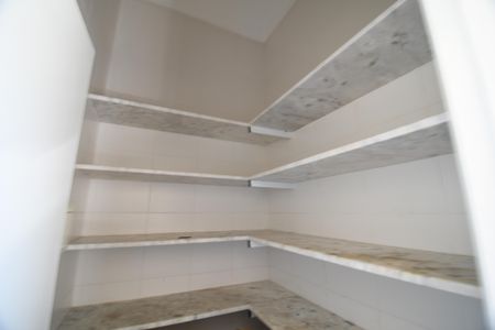 Casa de condomínio à venda com 156m², 2 quartos e 4 vagasDespensa