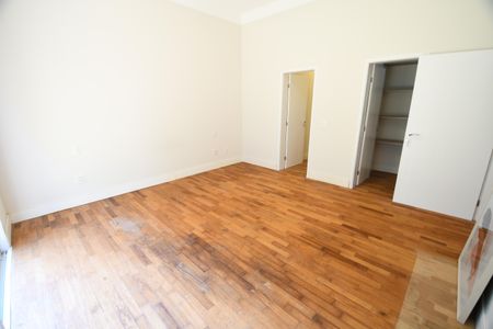 Casa de condomínio à venda com 156m², 2 quartos e 4 vagasSuíte 2