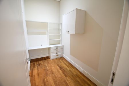 Casa de condomínio à venda com 156m², 2 quartos e 4 vagasSuíte 1