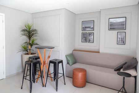 Apartamento à venda com 42m², 2 quartos e 1 vagaÁrea comum